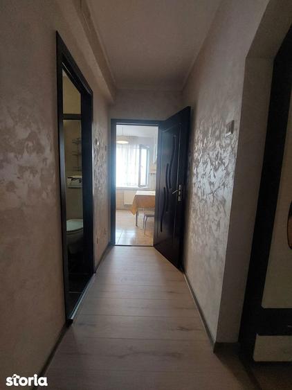 Apartament cu 2 camere decomandat în Alexandru cel Bun