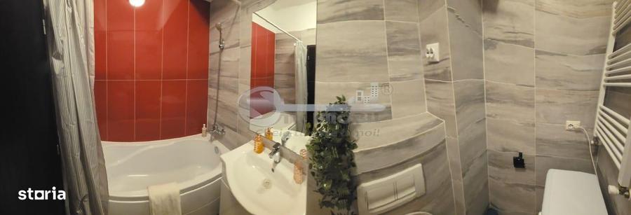 Apartament cu 2 camere în Podu Roș