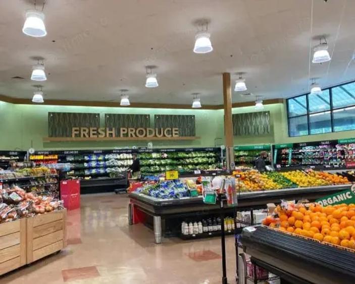 Spațiu comercial, de 960 mp, în Timpuri Noi