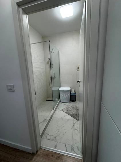 Apartament cu 2 camere semidecomandat, mobilat în Central