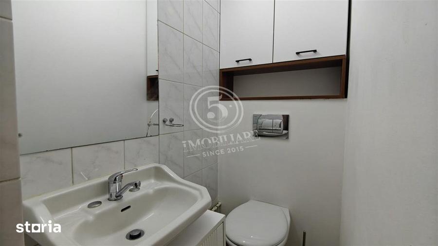 Apartament cu 3 camere decomandat, mobilat în Tei