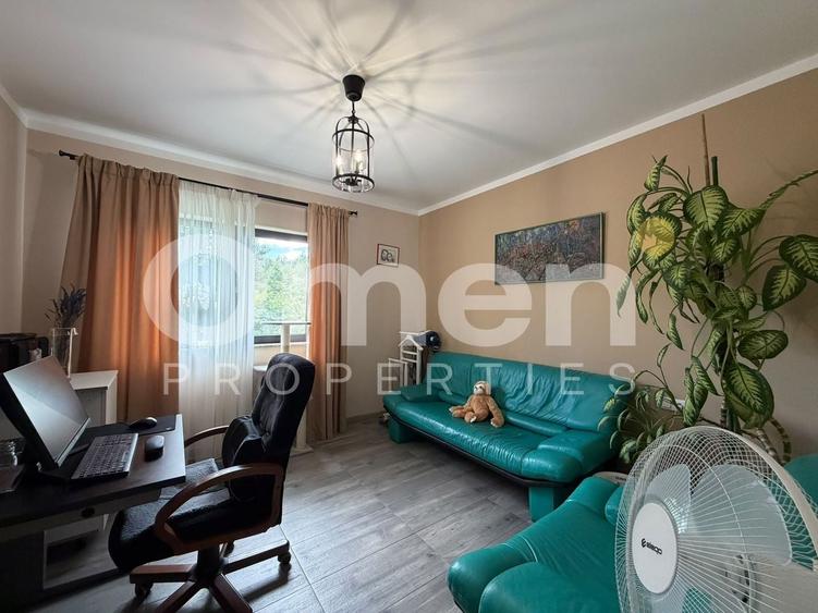 Casă individuală cu 3 camere cu Canalizare în Săsar