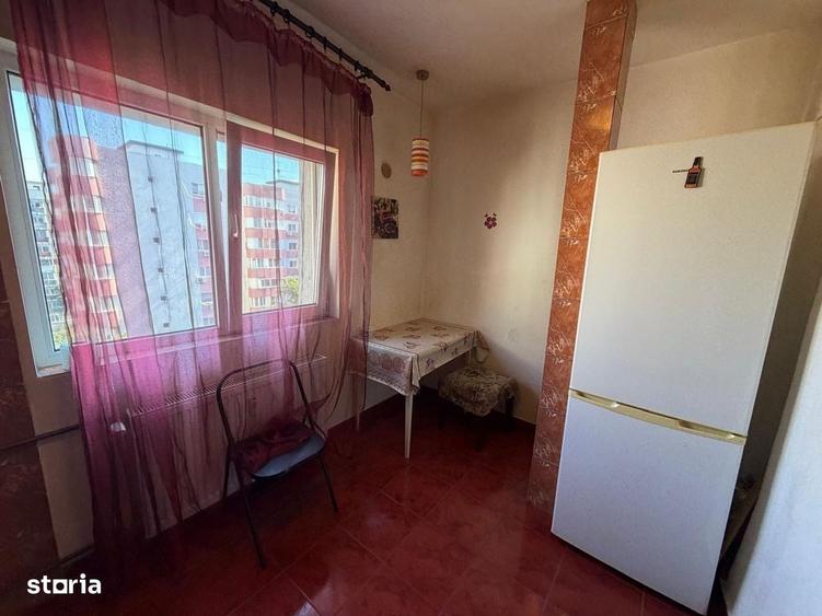 Garsonieră decomandată în 13 Septembrie