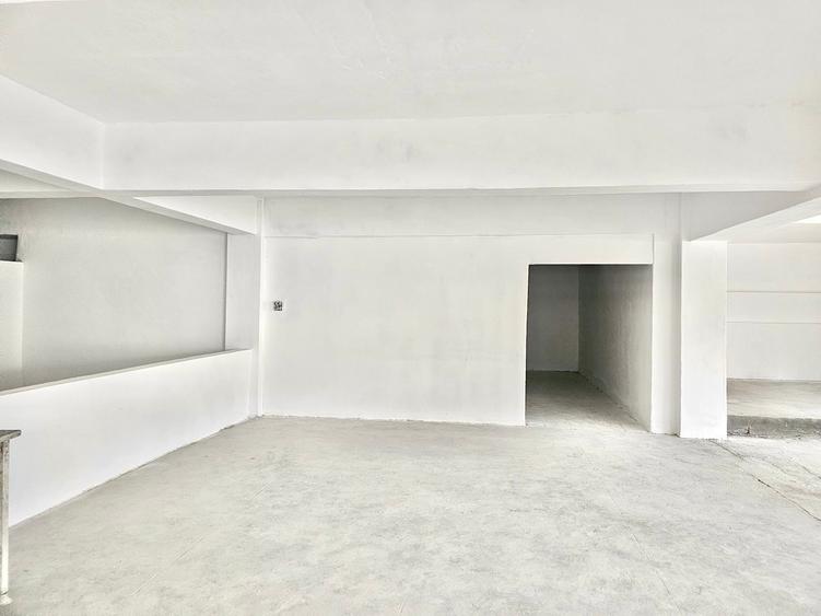 Spațiu comercial, de 303 mp, în 23 August (Cațelul)