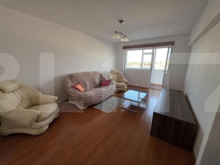 Apartament cu 2 camere decomandat, mobilat în Republicii