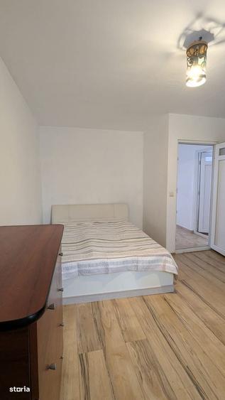 Apartament cu 3 camere în Mihai Bravu