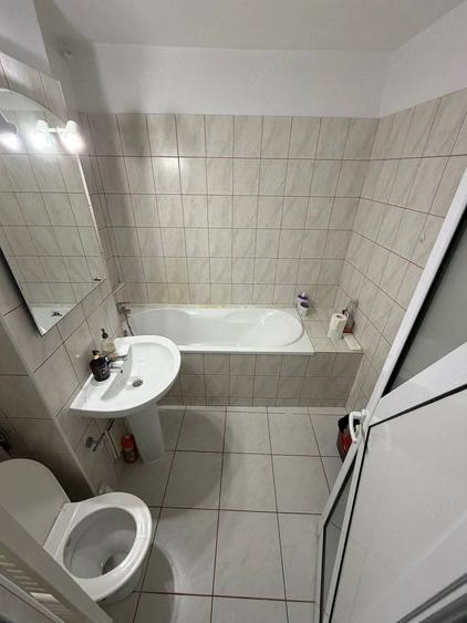 Apartament cu 2 camere decomandat în Aviației