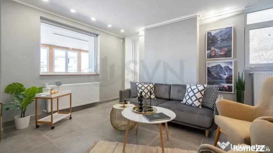 Apartament cu 6 camere decomandat în P-ța Universității