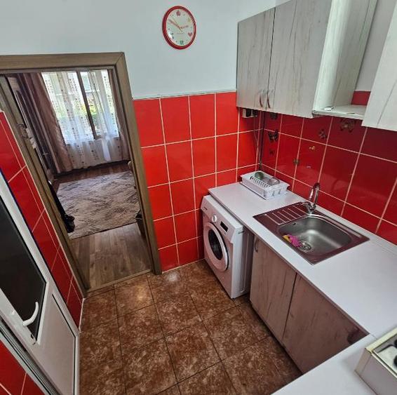 Garsonieră semidecomandată în Județean