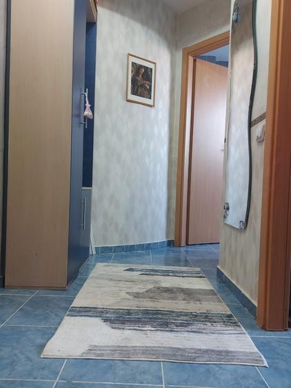 Garsonieră decomandată în Podul de Piatră