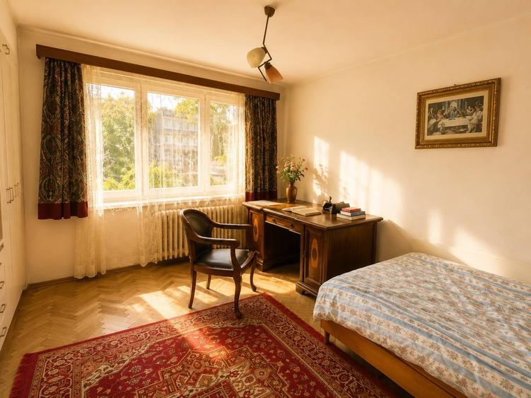 Apartament cu 3 camere decomandate, confort sporit, 74mp, finisat, cu parcare, in Centru - 1