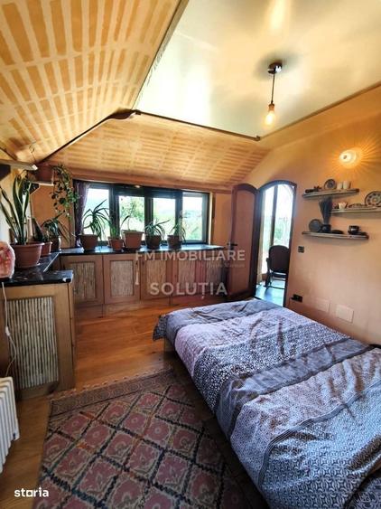 Casă cu 3 camere cu Teren 1100 Mp în Central