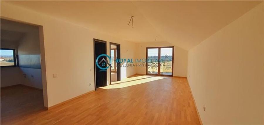 Apartament cu 2 camere decomandat în Albert
