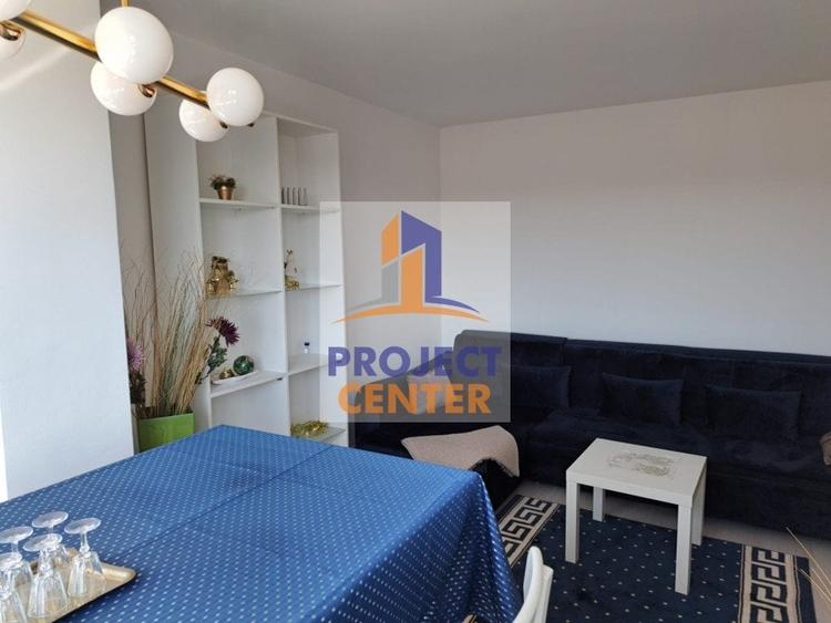 Apartament cu 4 camere decomandat, mobilat în Ultracentral
