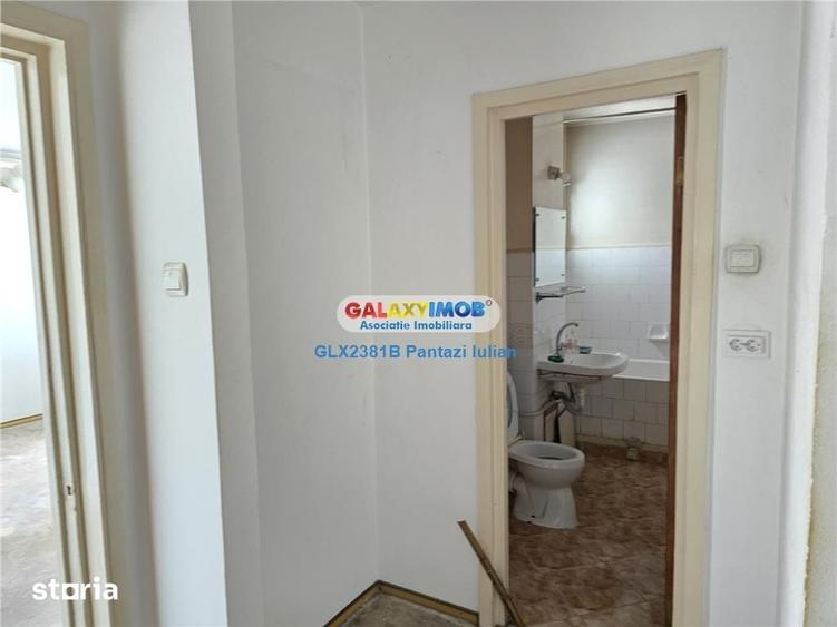 Apartament cu 3 camere semidecomandat, mobilat în Militari