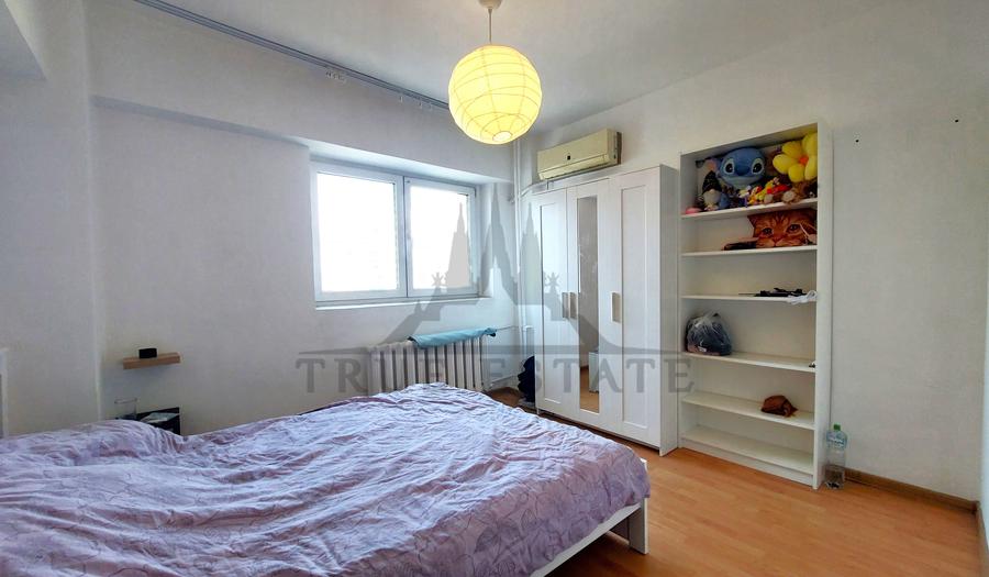 Apartament cu 2 camere decomandat în Moșilor