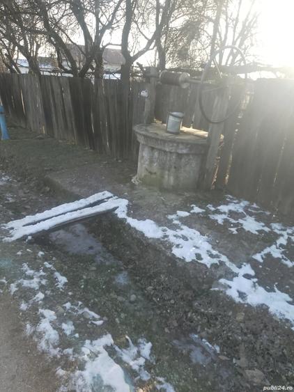 Casă în Telești