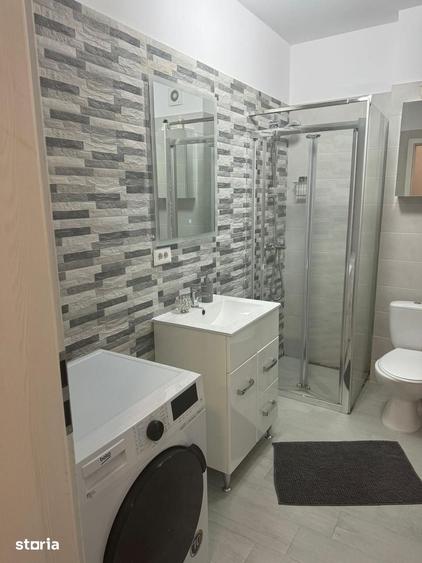Garsonieră decomandată în Central