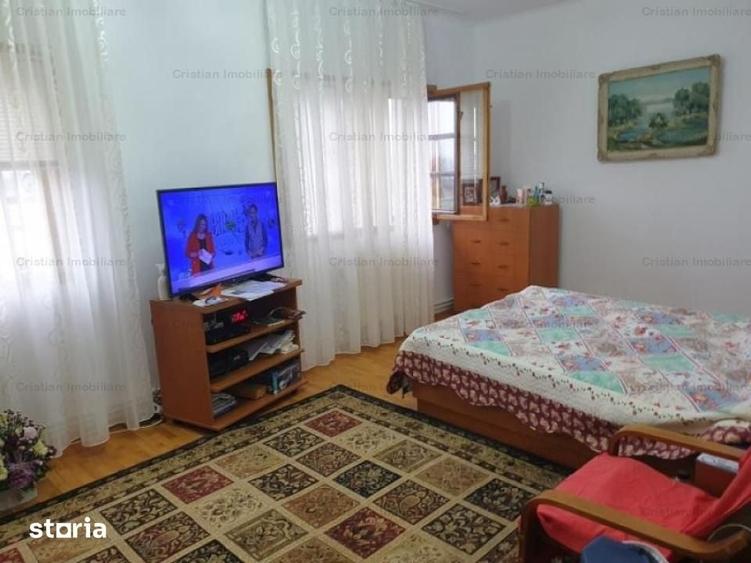 Casă cu 6 camere cu Teren 461 Mp în Viziru 2