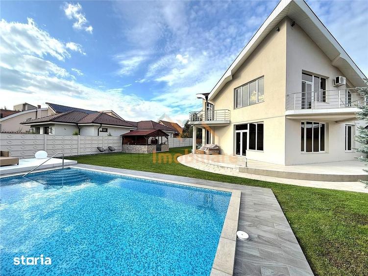 Casă cu 6 camere cu Teren 1178 Mp în Sânmartin