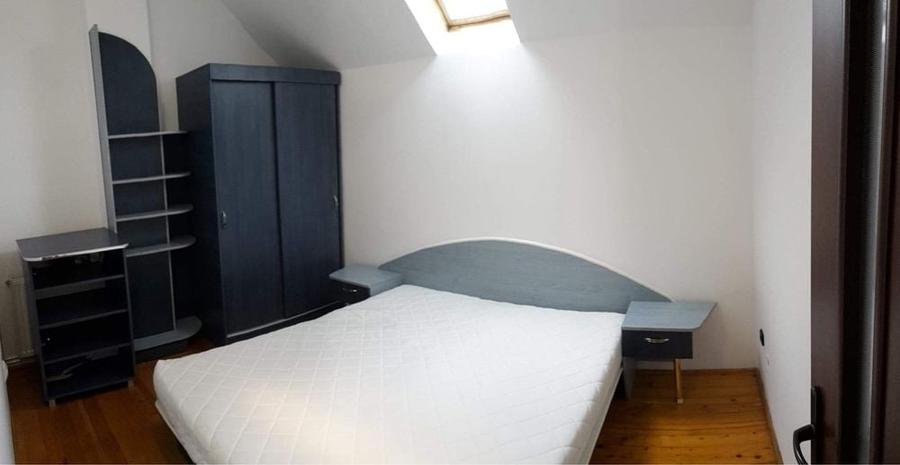 Apartament cu 3 camere decomandat în Zorilor