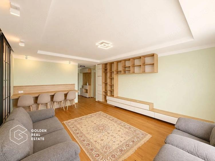 Apartament cu 4 camere semidecomandat în Micălaca