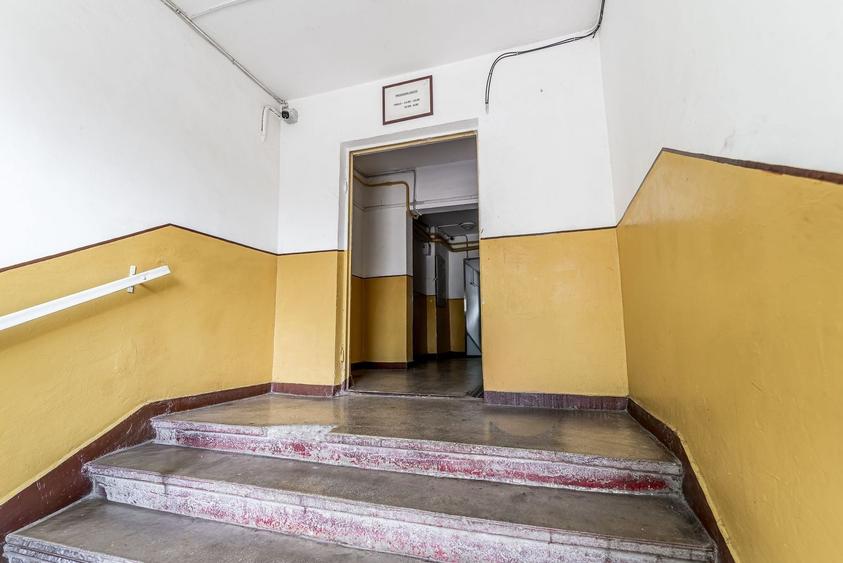 Apartament cu 4 camere decomandat în Micălaca
