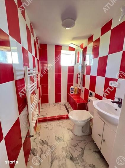 Casă cu 3 camere cu Teren 297 Mp în Poplaca