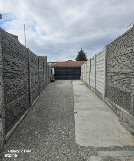 Casă cu 4 camere decomandat cu Teren 152 Mp în Cantemir