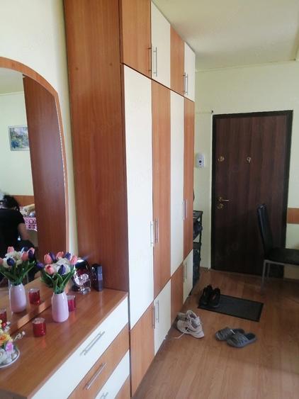 Apartament cu 2 camere decomandat în Zorilor