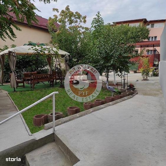 Casă cu 9 camere cu Teren 432 Mp în Dristor
