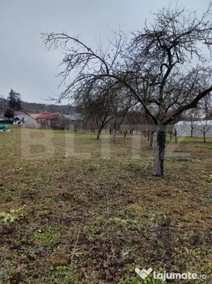 Teren de 2497 mp, în Turda