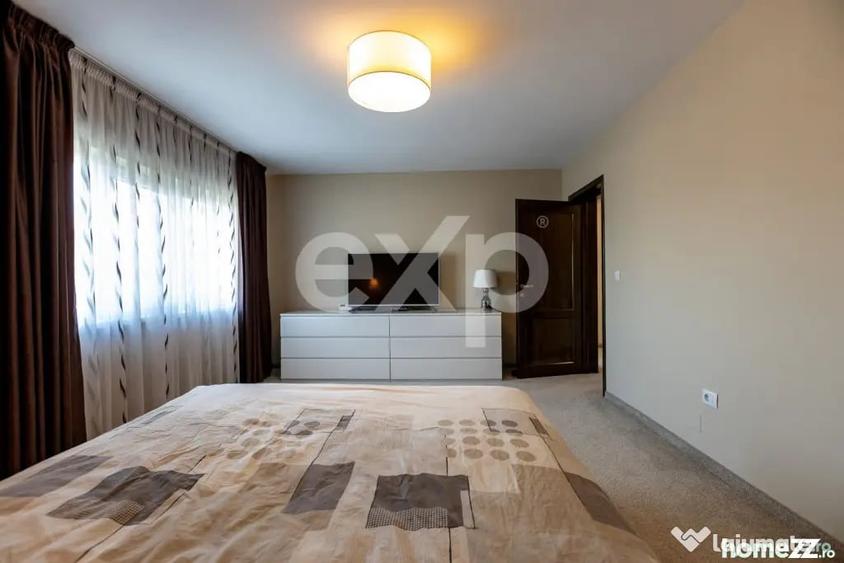 Casă cu 5 camere cu Teren 254 Mp în 9 Mai