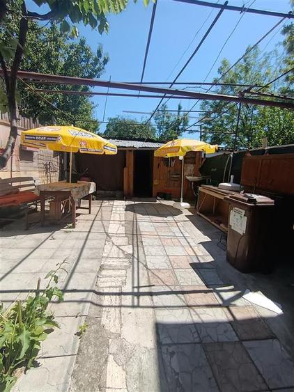Casă individuală cu 3 camere cu Canalizare în Central