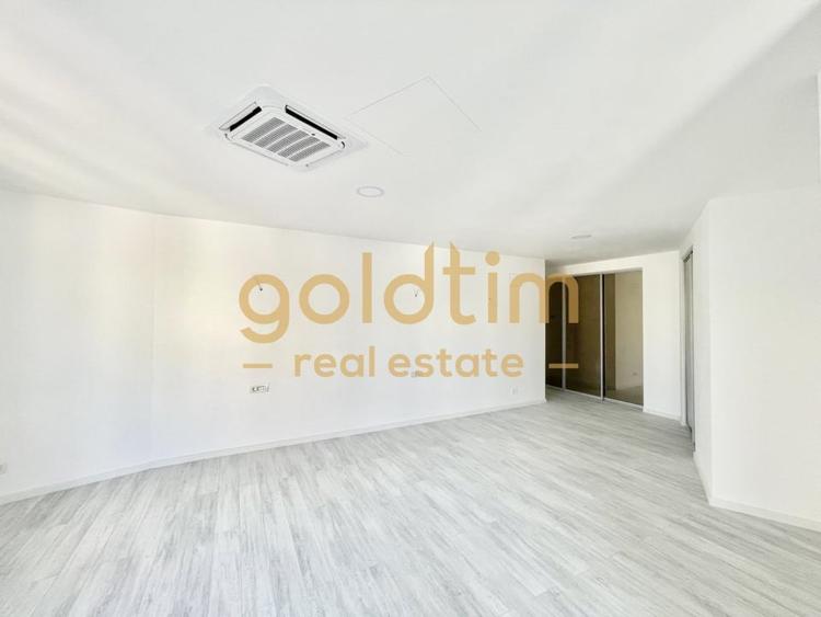 Apartament cu 4 camere decomandat în Herăstrău
