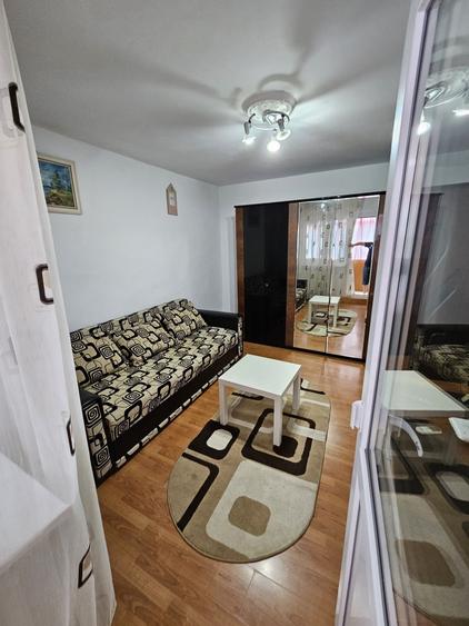 Garsonieră decomandată în Valea Rosie