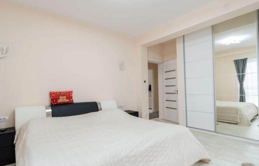 Duplex cu 4 camere cu Canalizare în Florești