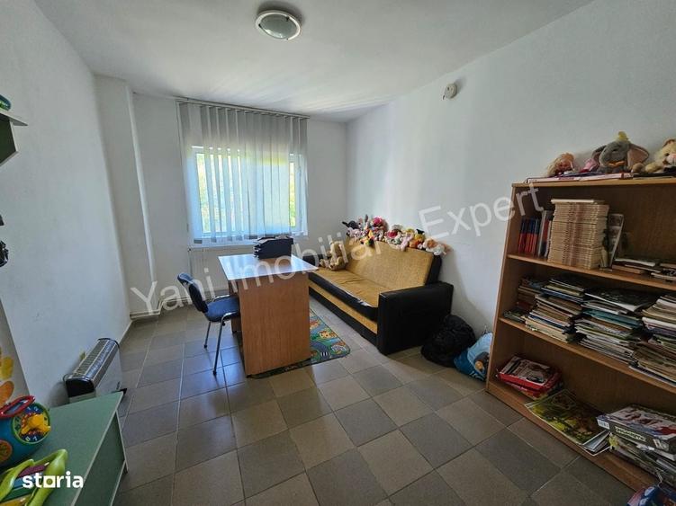 Casă cu 4 camere cu Teren 1340 Mp în Curtea de Argeș