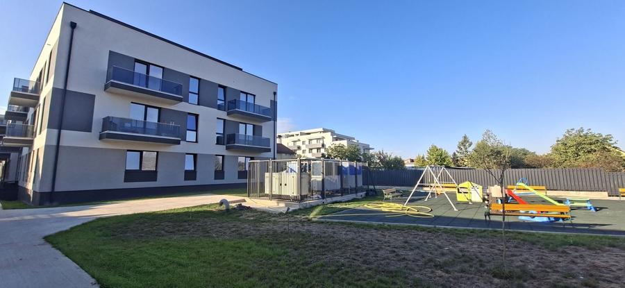 Apartament cu 2 camere decomandat în Exterior Vest