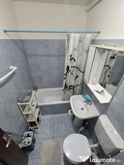 Garsonieră în Apărătorii Patriei