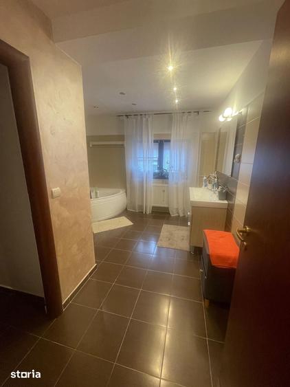 Casă cu 6 camere cu Teren 200 Mp în Cornetu