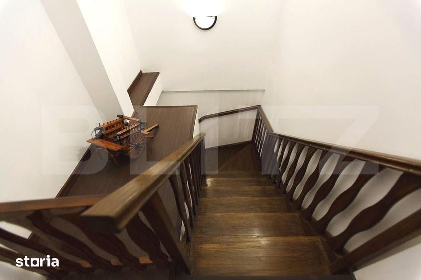 Casă cu 3 camere cu Teren 435 Mp în Moieciu