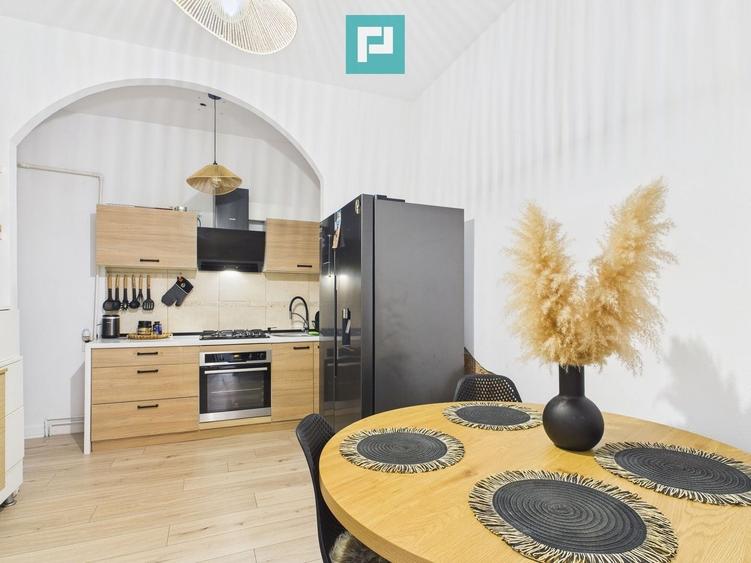 Apartament cu 3 camere semidecomandat, mobilat în Odobescu