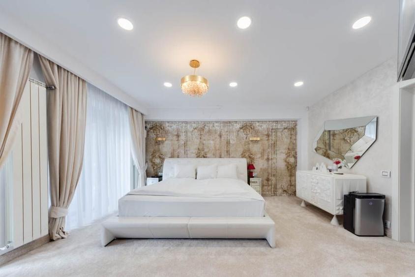 Casă individuală cu 10 camere cu Piscina în Herăstrău