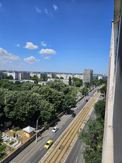 Proprietar, vand apartament cu 2 camere, semidecomandat, situat pe Calea Giulesti, in primul bloc de langa Stadionul Rapid. - 8