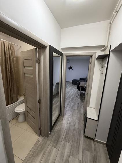 Apartament cu 2 camere decomandat în Runcu