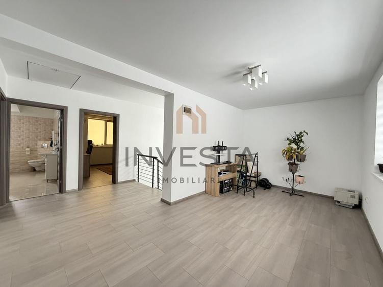 Casă individuală cu 3 camere cu Canalizare în Iris