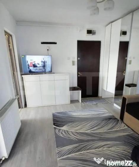Apartament cu 3 camere, renovat, etaj intermediar, zona Geor - 6