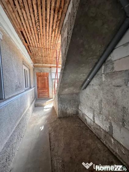 Casă cu 4 camere cu Teren 430 Mp în Km 5