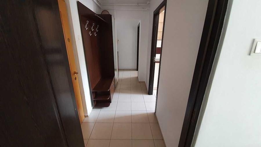 Apartament cu 2 camere decomandat, mobilat în Est